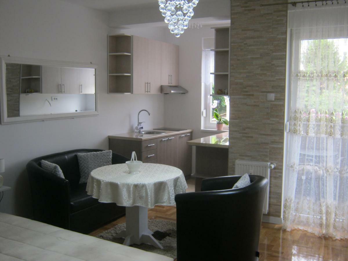Ildiko Studio Apartment Is A Calm Place To Relax Subotica Exterior foto